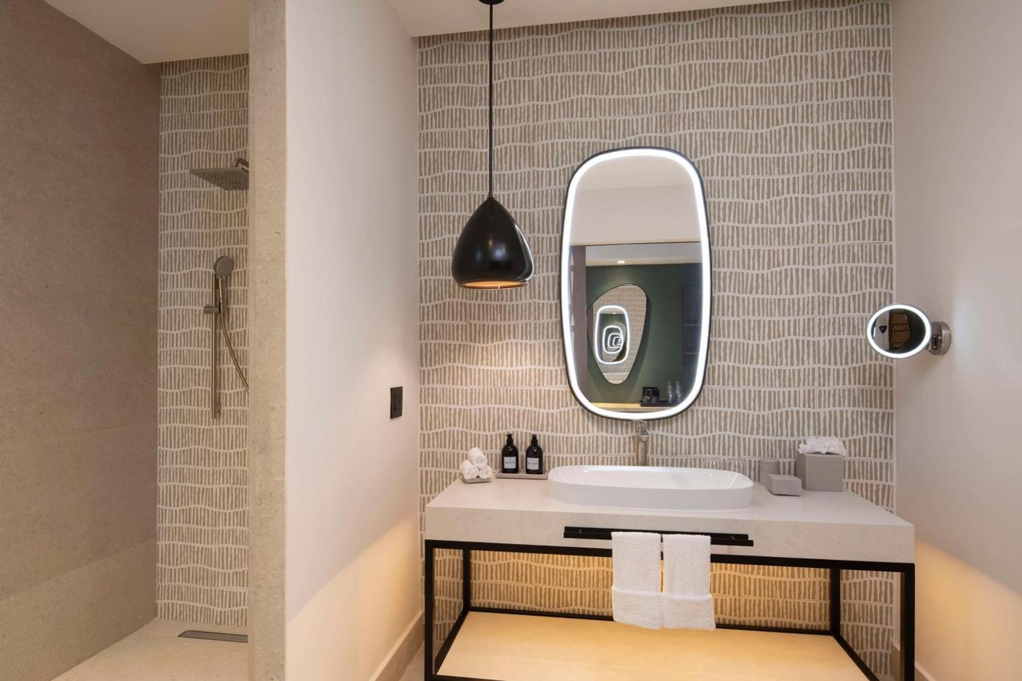 Zemi Miches Punta Cana All-Inclusive Resort, Curio By Hilton Exterior foto
