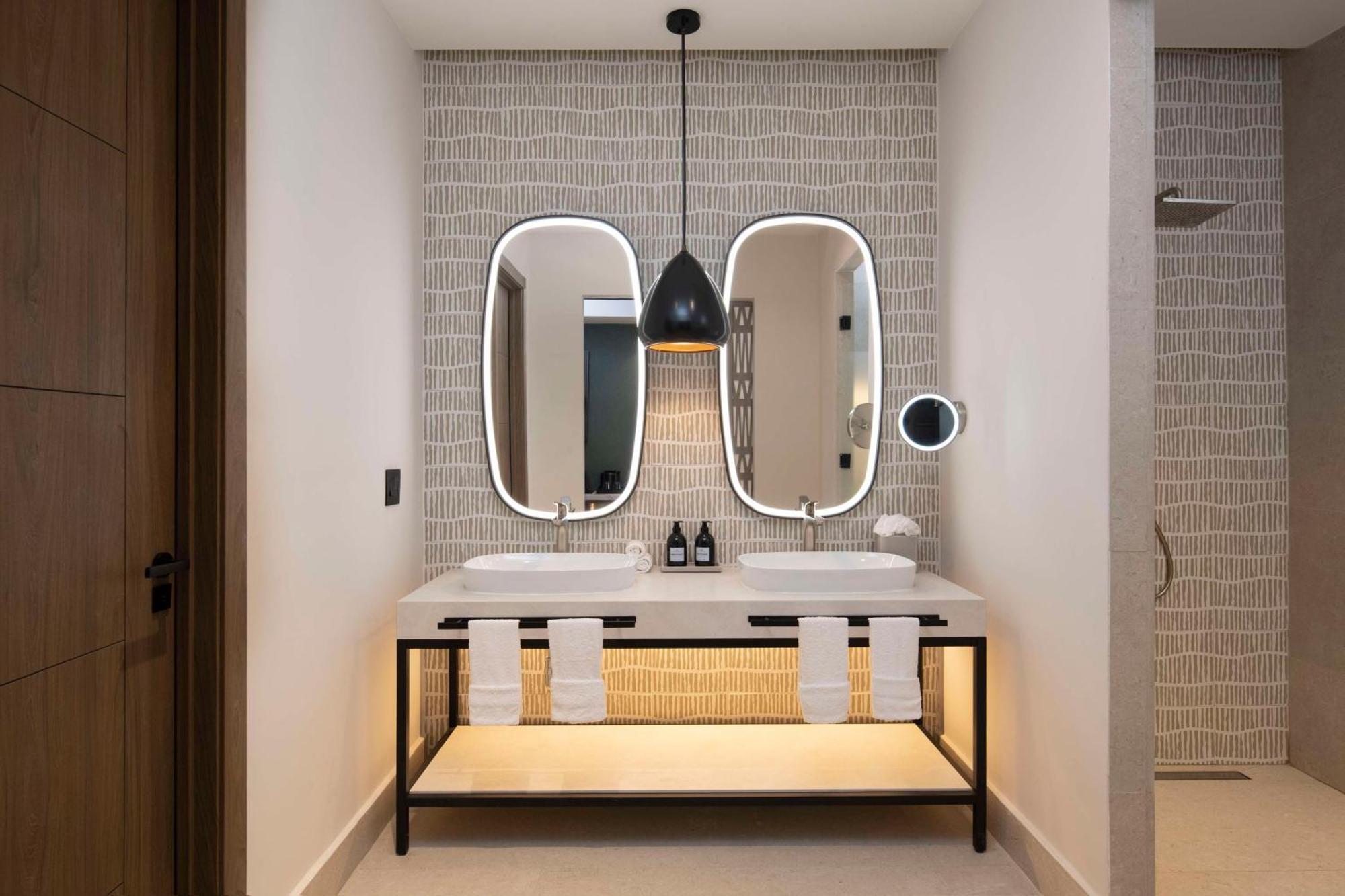 Zemi Miches Punta Cana All-Inclusive Resort, Curio By Hilton Exterior foto
